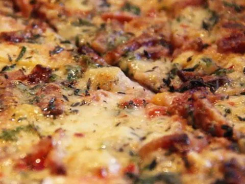 STELLA BARRA'S ARTISAN MUSHROOM PIZZA