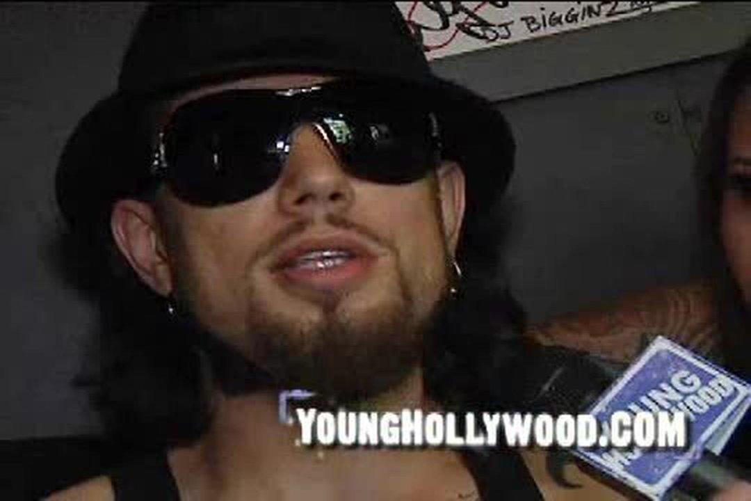 Dave Navarro Rockin' with Camp Freddy