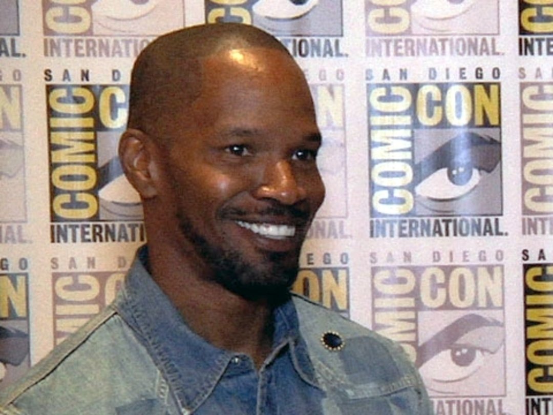Jamie Foxx Electrifies Comic-Con