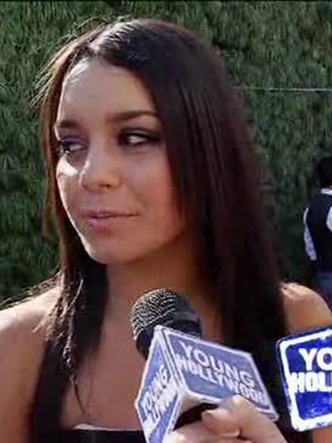 Vanessa Hudgens' Teen Idol?