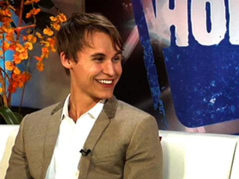 Rhys Wakefield