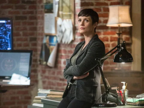 "NCIS: New Orleans" Star Zoe McLellan on Cast Chemistry & Fave NOLA Restaurants