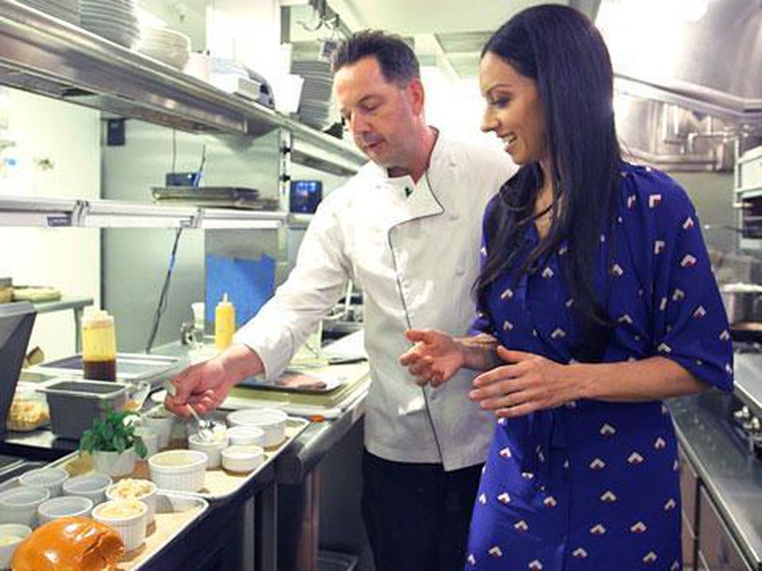 Eating Shrimp Grits & Pimento Burgers with Chef Scott Howard