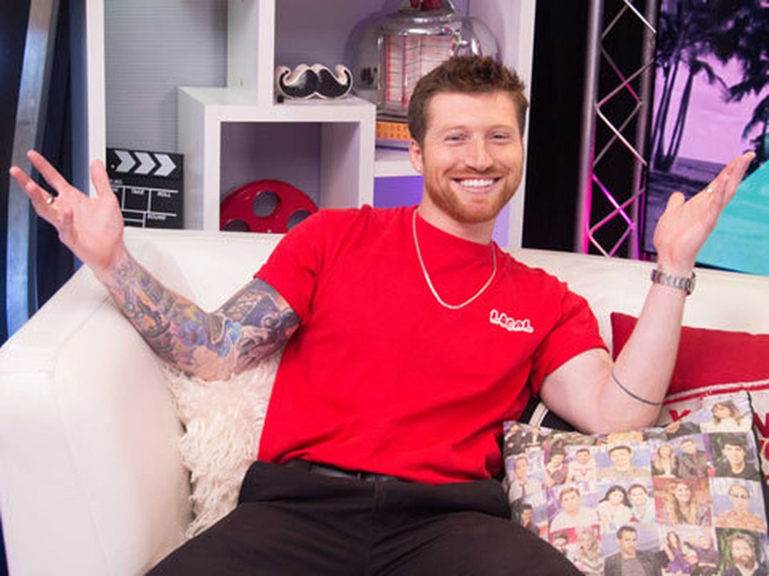Scotty Sire Talks Vine, Tattoos, & New Single Notice Me