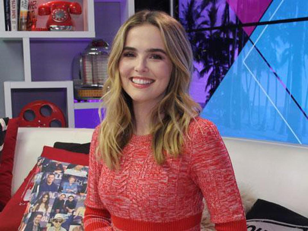 Portrait of Zoey Deutch