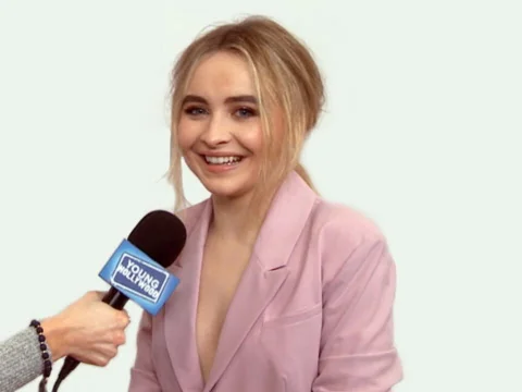 Sabrina Carpenter Teases “Thumbs"