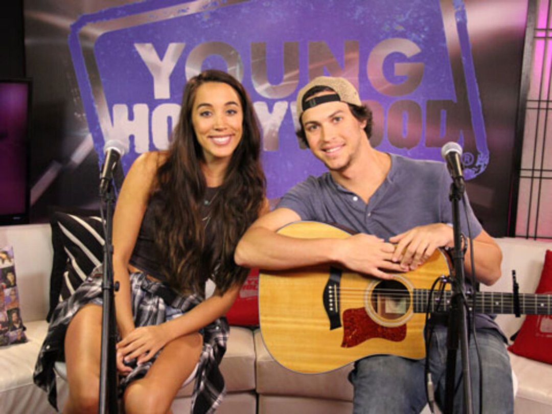 Alex & Sierra Perform Debut Single "Scarecrow" Live