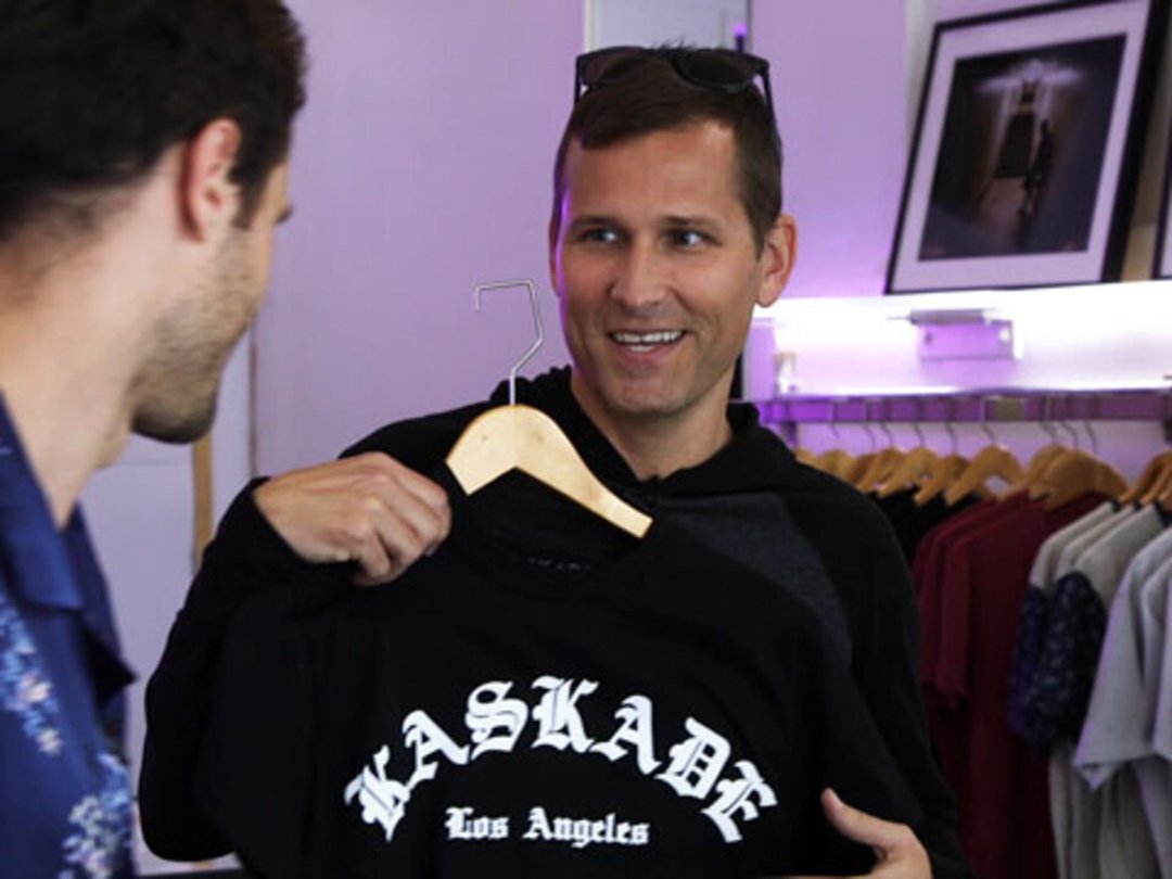 Kaskade's Pre-Show Pop-Up Shop