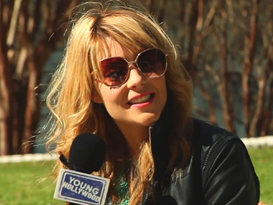 Vlogger Grace Helbig on Going Viral & One Direction