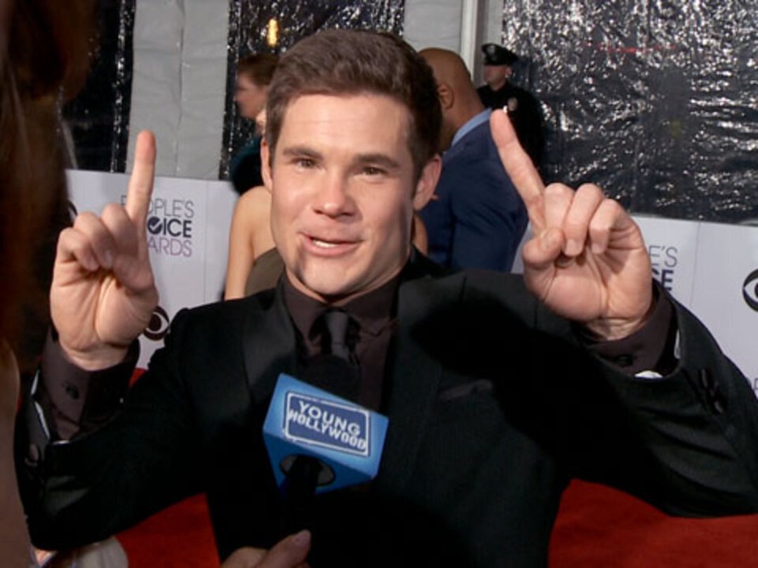 Stars Pick Best Song Nominee That Reflects Their Mood at People's Choice Awards
