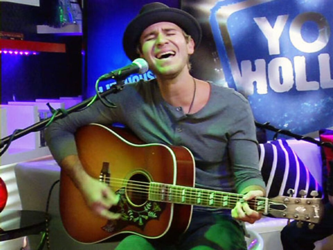 Lifehouse Performs Live In The Studio