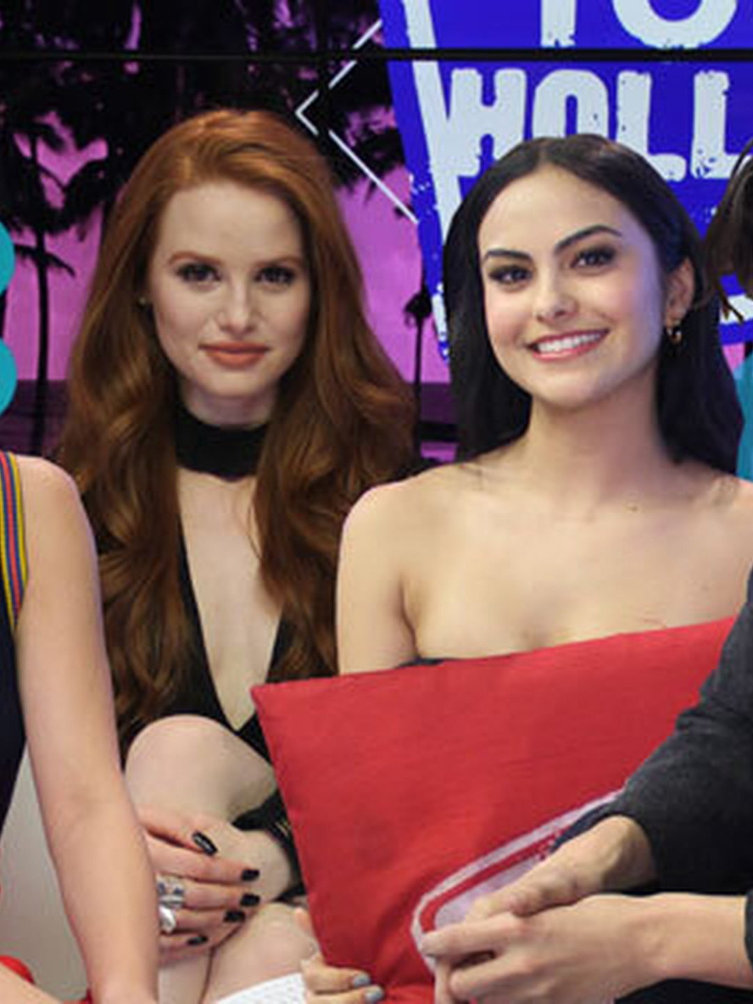 Top 5 Moments With The Riverdale Cast