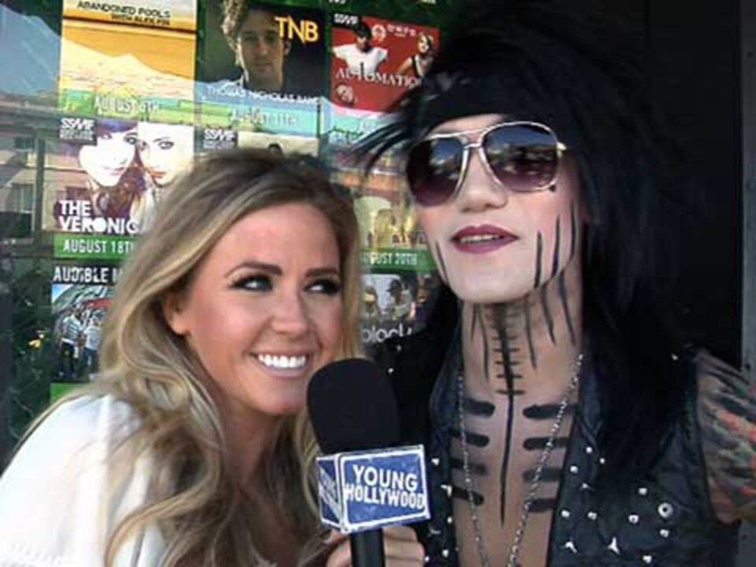 Black Veil Brides: Ashley Gets Purdy Vocal