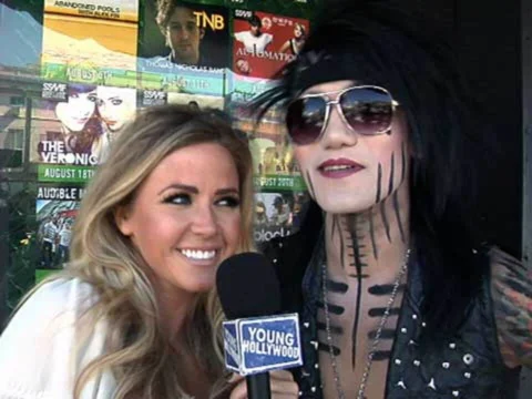 Black Veil Brides: Ashley Gets Purdy Vocal