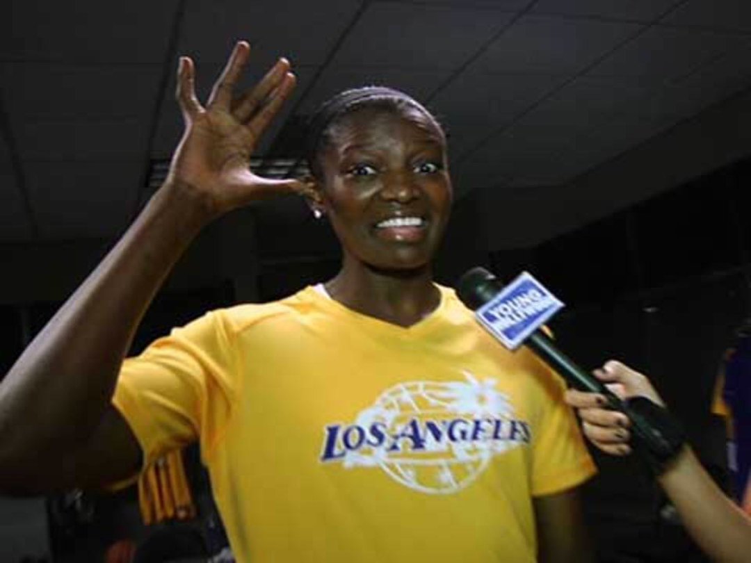 L.A. Sparks on Lisa Leslie
