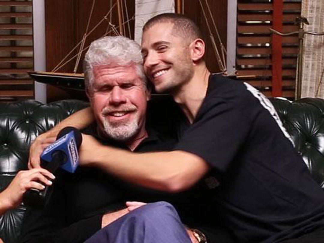 Ron Perlman & Julian Morris Bond On Set