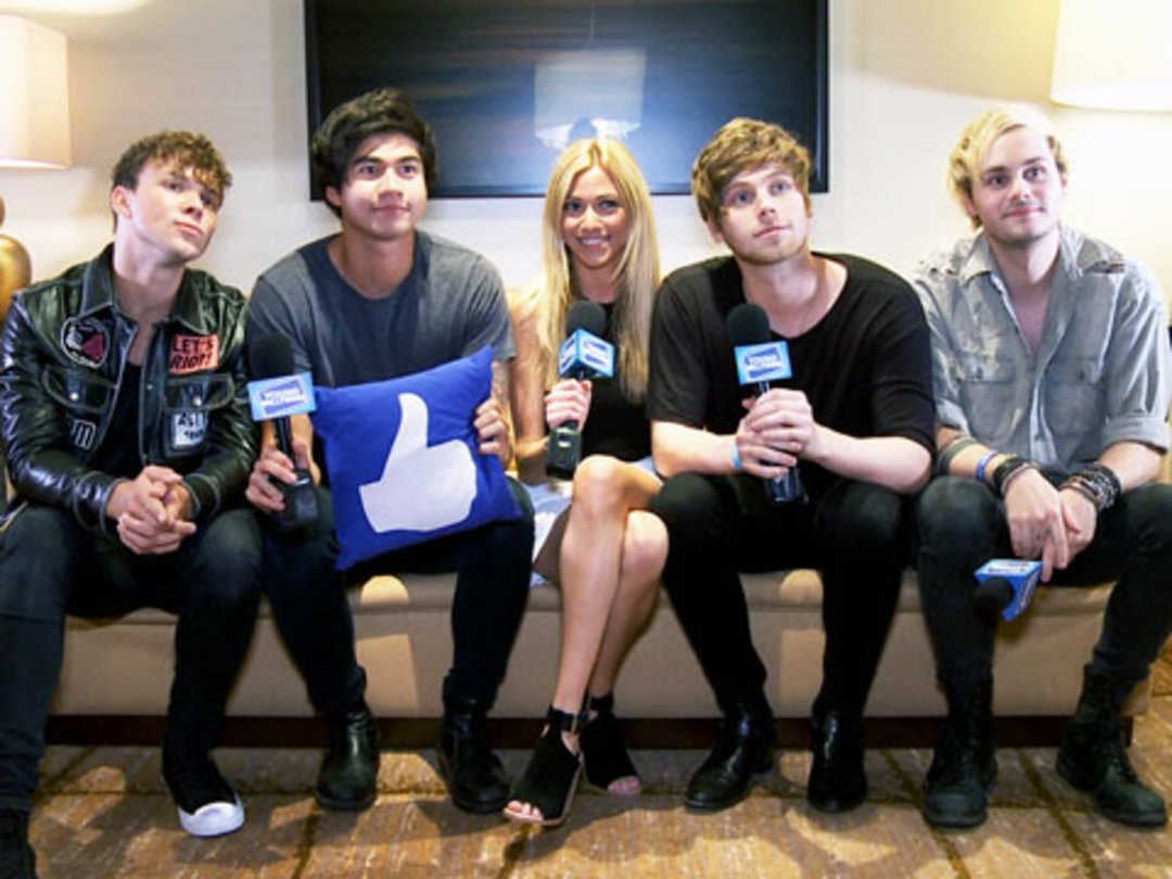 5SOS Talk Touring & Summer Crushes