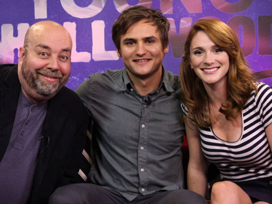 "The 4 to 9ers" Cast on Post-College Experiences