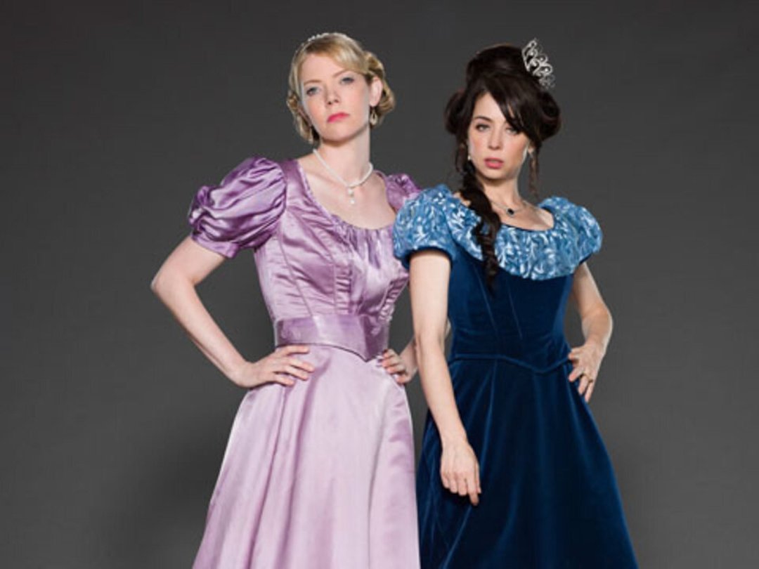 "Another Period" Creator/Stars Talk Time Travel and the Kardashians