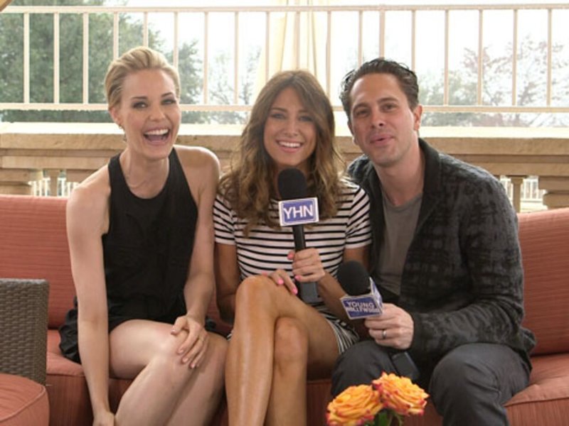 Leslie Bibb & Thomas Sadoski 'Take Care' of Each Other at SXSW