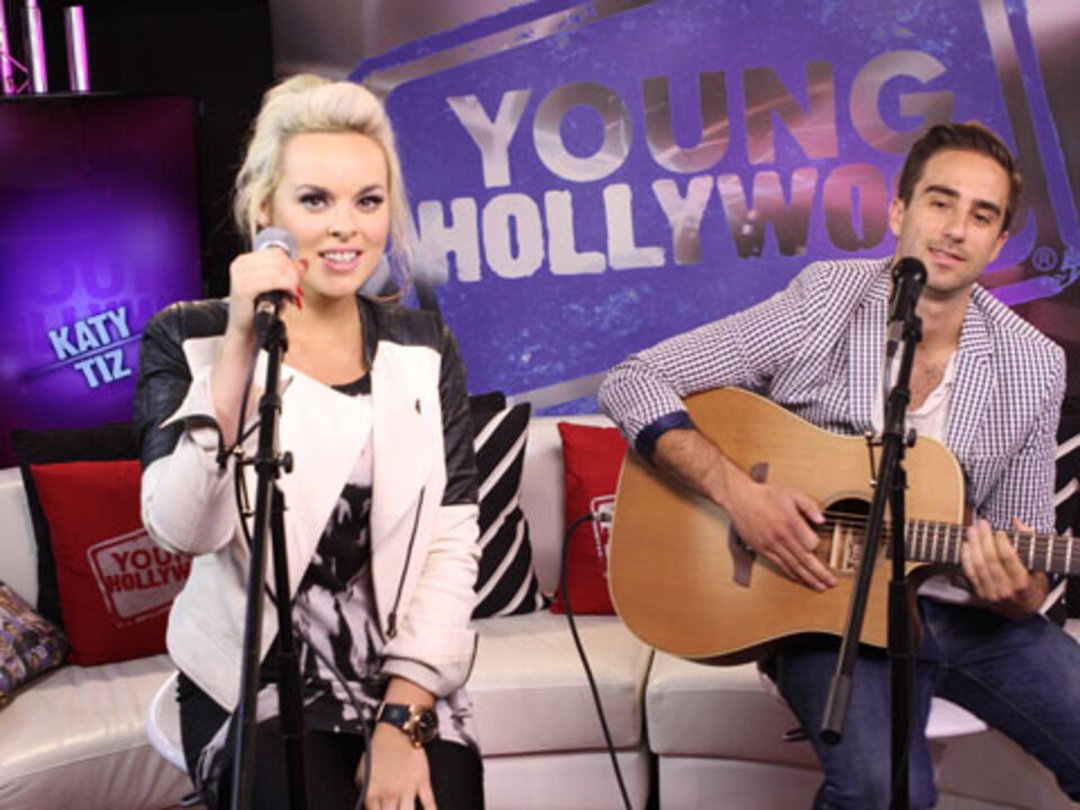 Katy Tiz Performs "The Big Bang" Live in the Studio