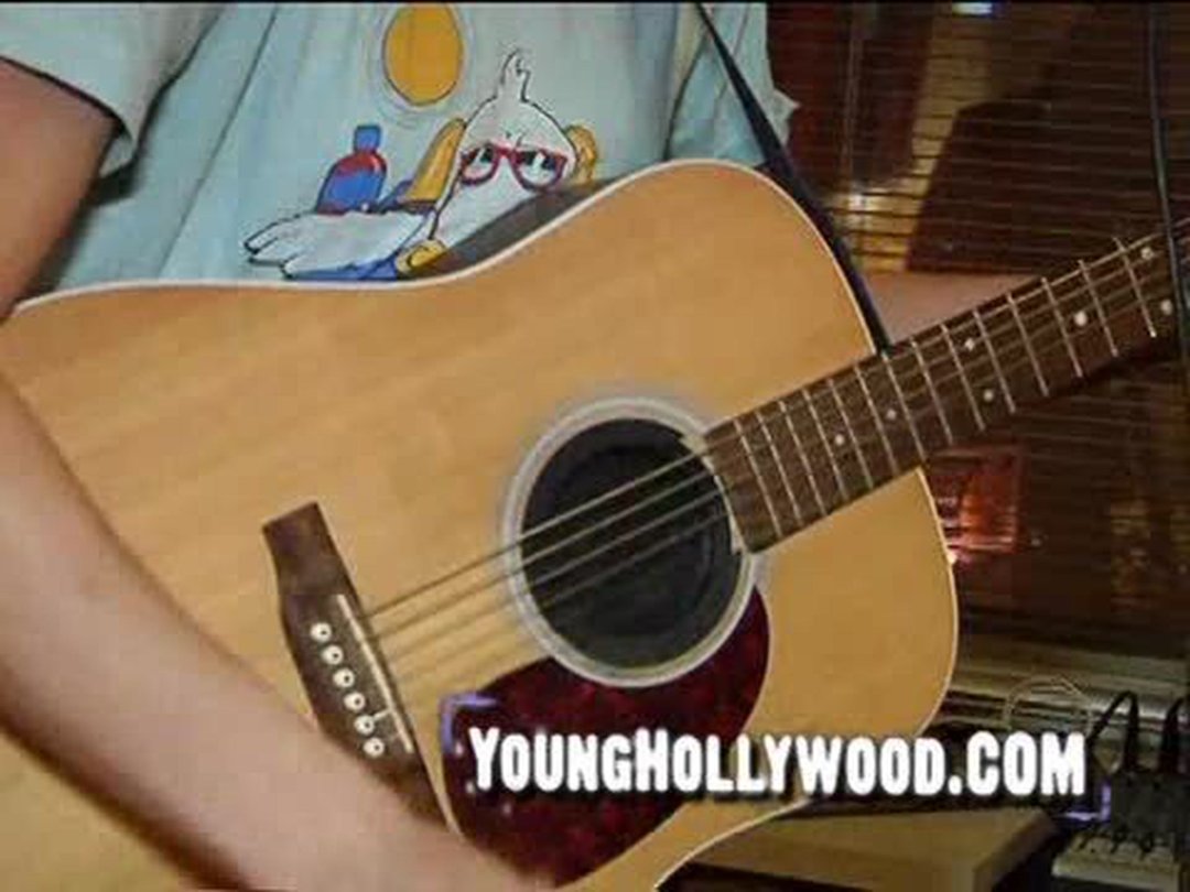 Douglas Smith has "Big Love" for Music
