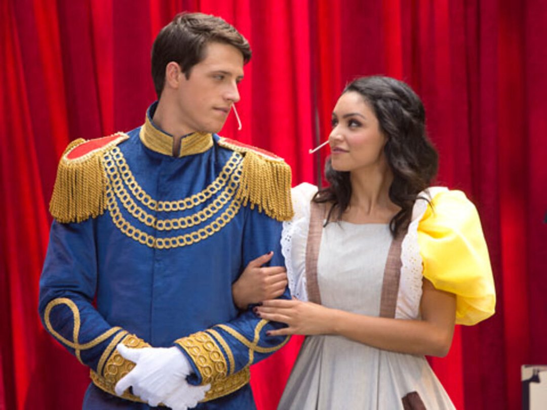 Hanging with "Happyland" Cast at Santa Monica Pier