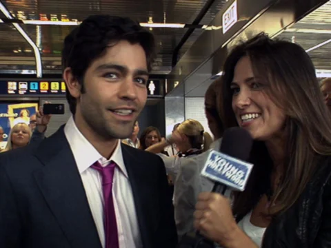Adrian Grenier Flies Virgin America