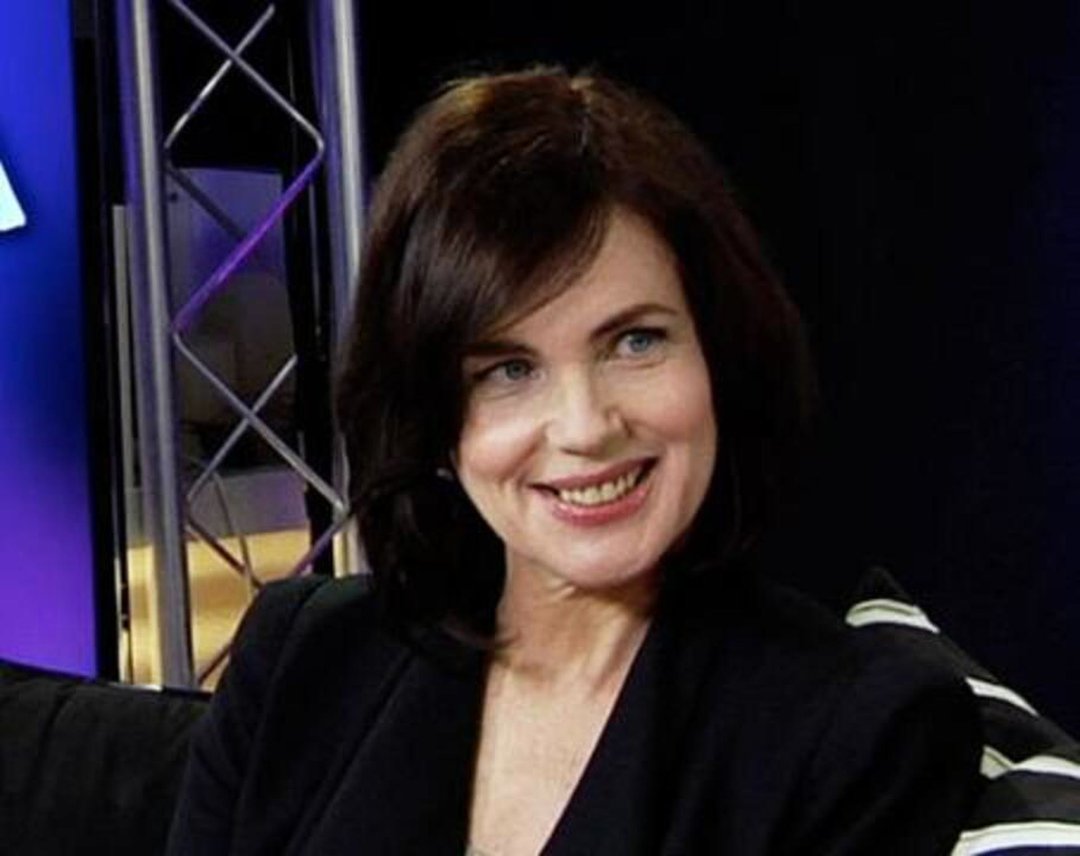 "Downton Abbey" Star Elizabeth McGovern: Countess & Rock Star
