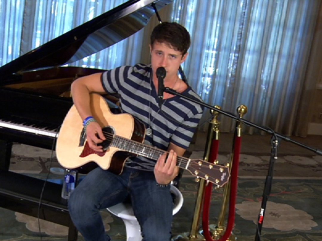 Shane Harper Goes Acoustic