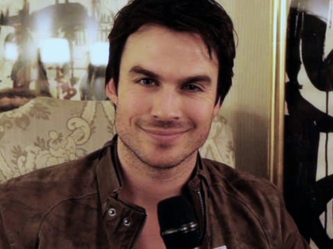 Ian Somerhalder on "Vampire Diaries" Pranks & Activitsm