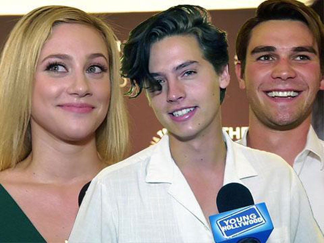 Riverdale Cast React to Who Killed Jason Blossom