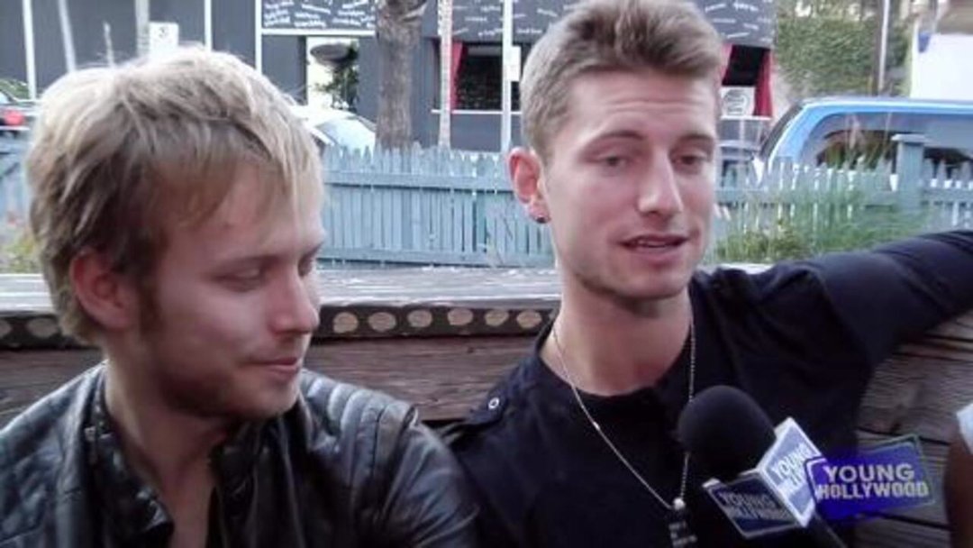 Crazy Tour Stories with 2AM Club