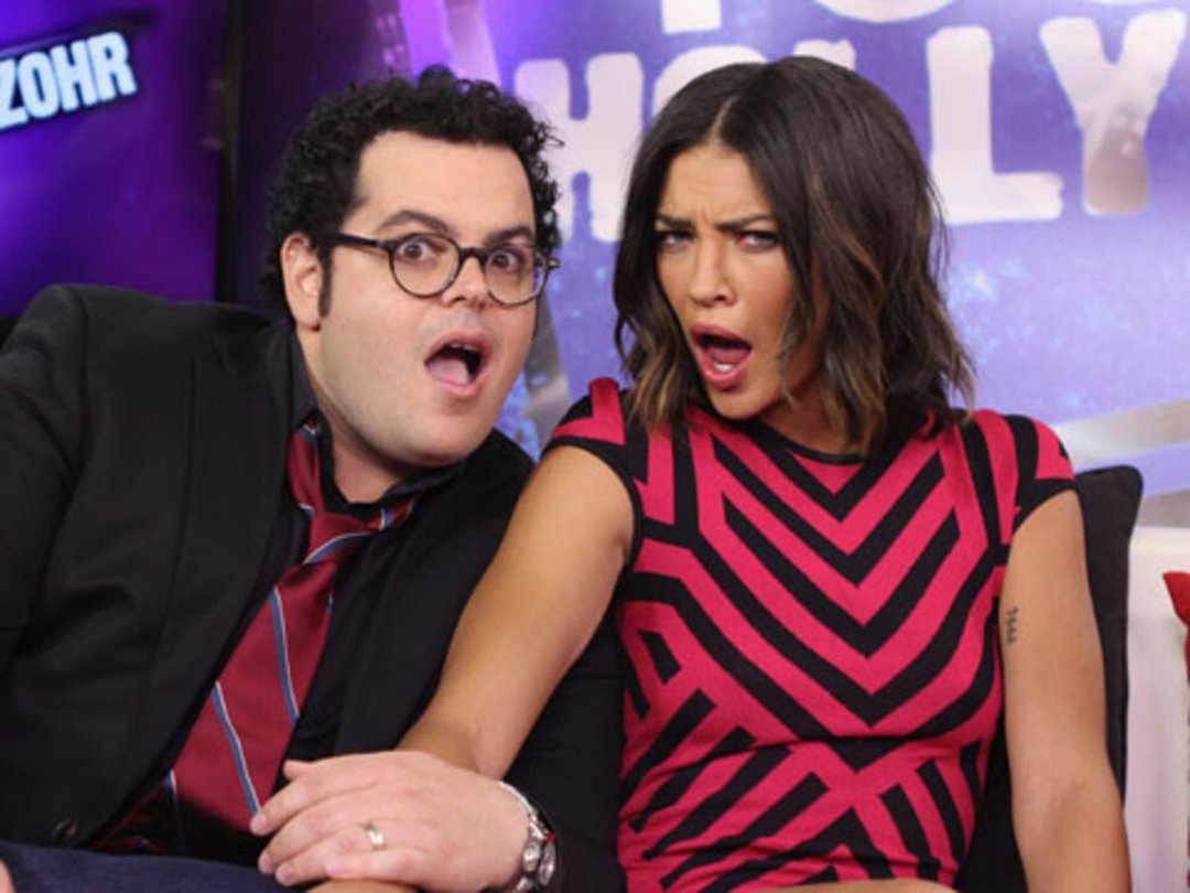 Do Josh Gad & Jessica Szohr Google Themselves?