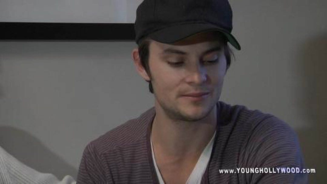 Shiloh Fernandez & Heath Freeman