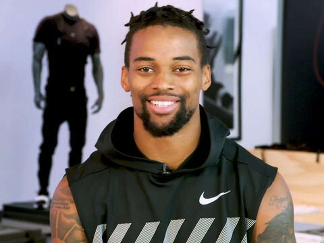 Two-Minute Drill Challenge With NFL Star A.J. Bouye