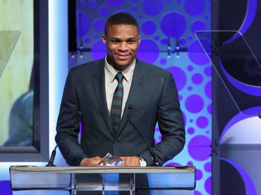Athletes Honor Each Other at Sports Spectacular Awards Show
