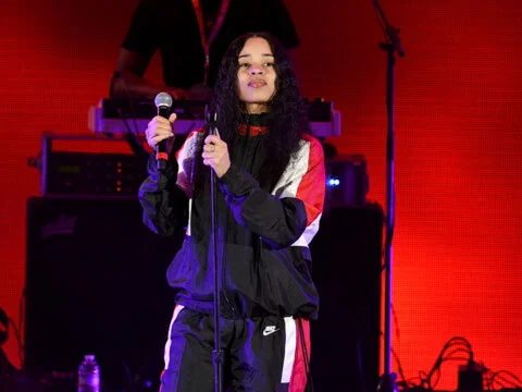 What Makes Ella Mai Feel Alive?