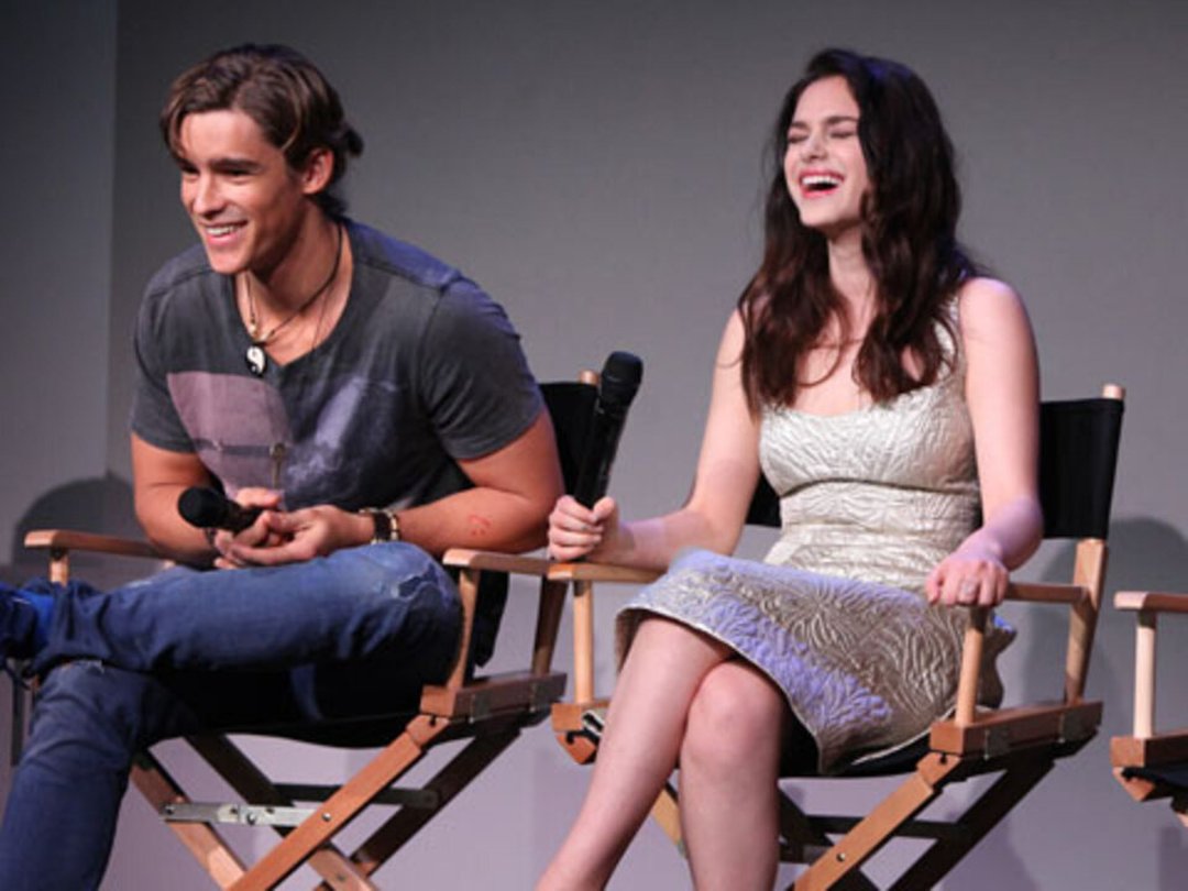 'The Giver' Cast's Impromptu Jam Session