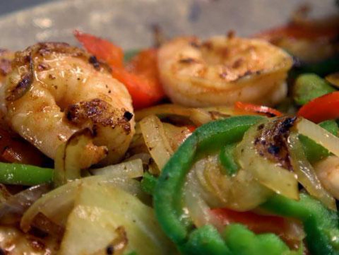 The Most Creative Shrimp Fajitas You’ll Ever Try