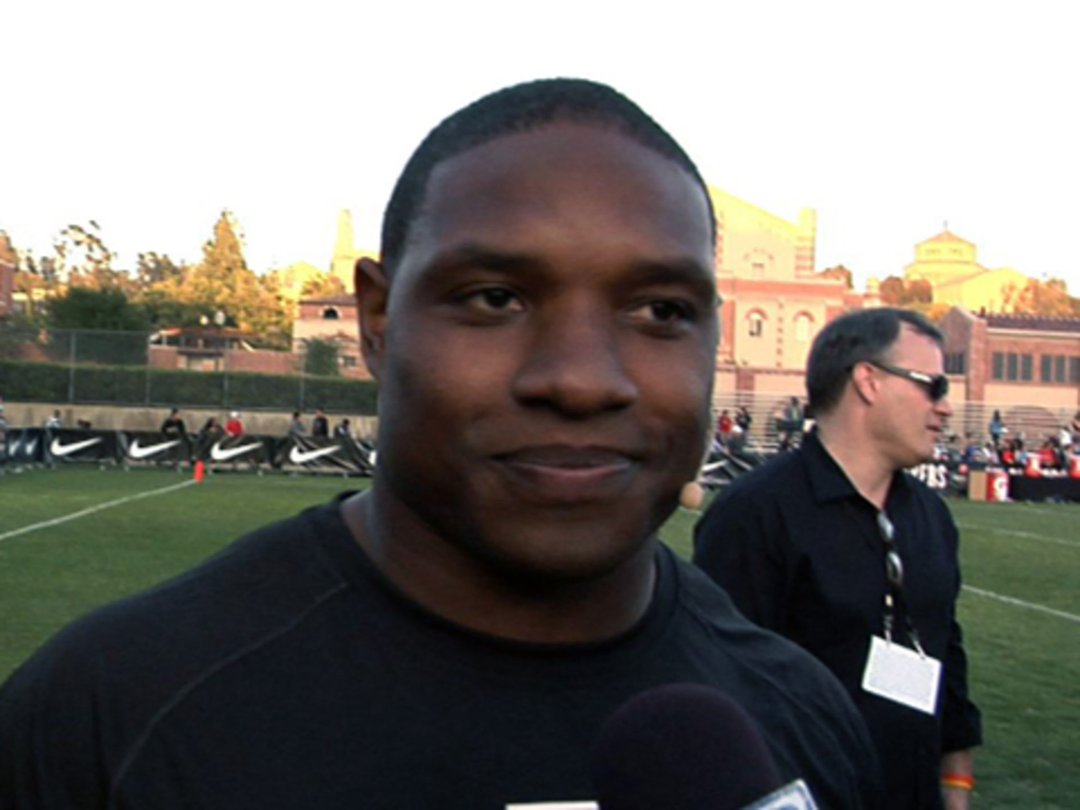 NFL Players Premiere League Celebrities and Legends with MJD