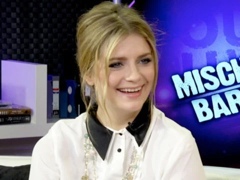 Mischa Barton's Style Tips & Fave Fashion Moment