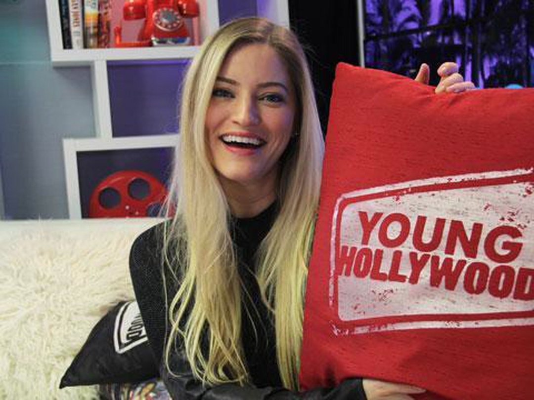 iJustine on "New Celebrity Apprentice" & White House Visit