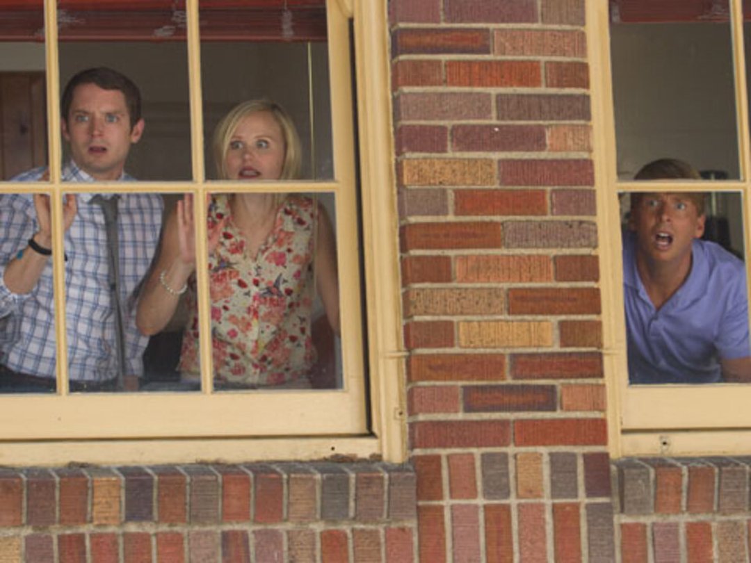 Elijah Wood, Jack McBrayer, & Alison Pill Get 'Cooties' in Horror-Comedy