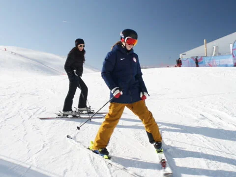 Beginner Skiing Tips with an Olympian