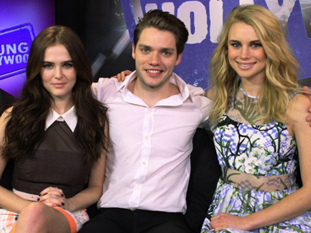 'Vampire Academy' Stars on Most Embarrassing Set Moments