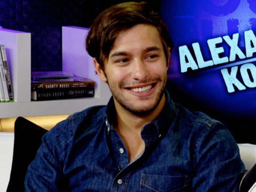 "Under The Dome" Star's Compliment from Stephen King