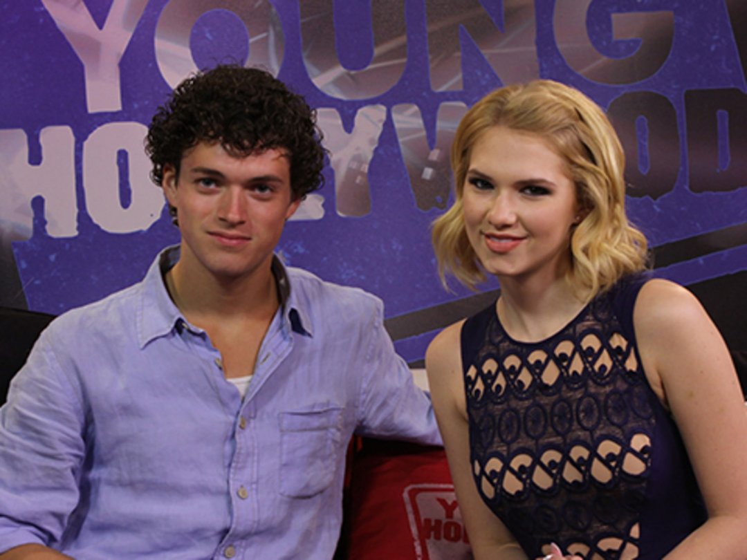 "Surviving Jack" Stars Connor Buckley & Claudia Lee on Surviving '90s Trends