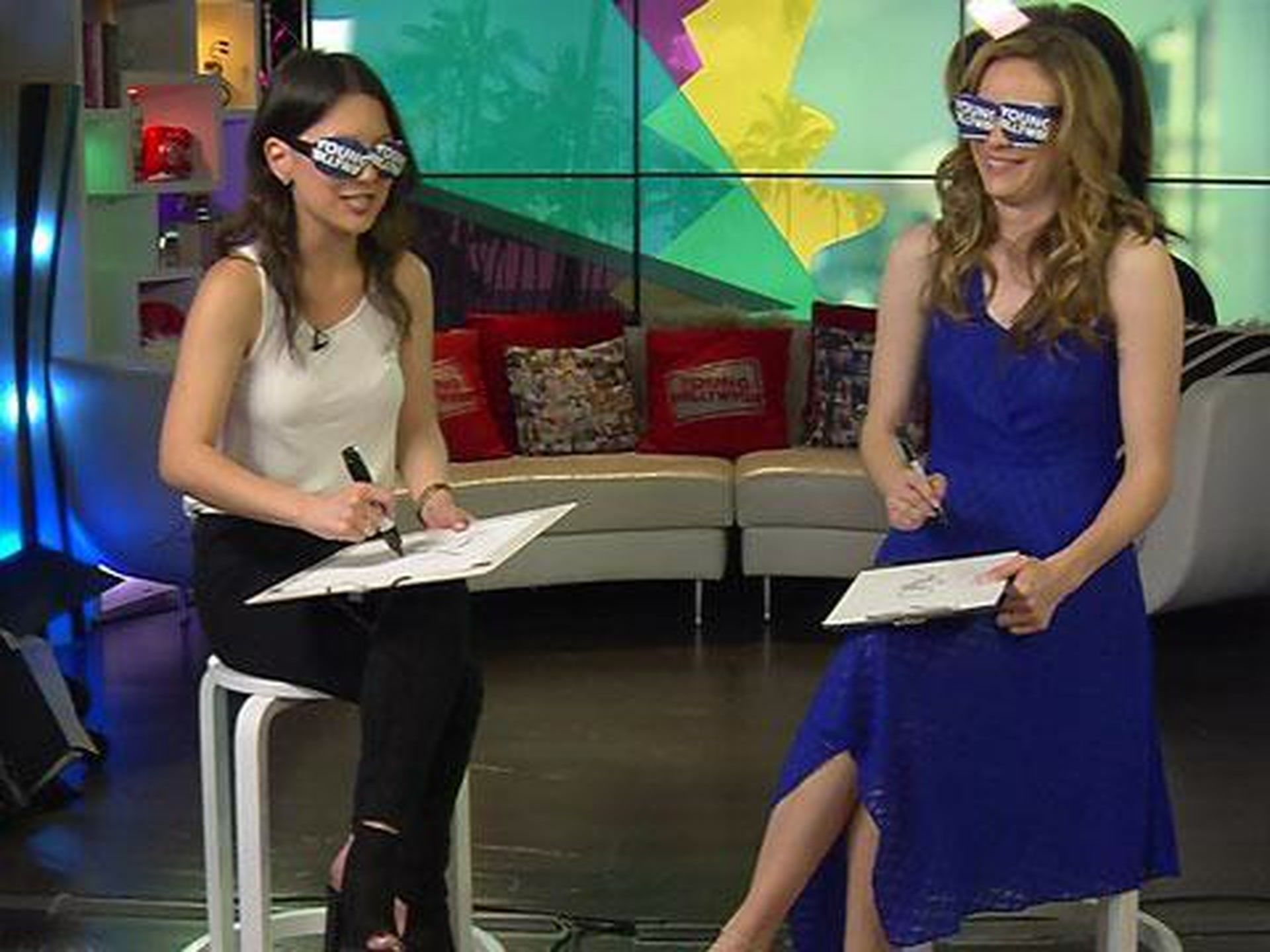 Superhero Speed-Drawing With The Flash’s Danielle Panabaker