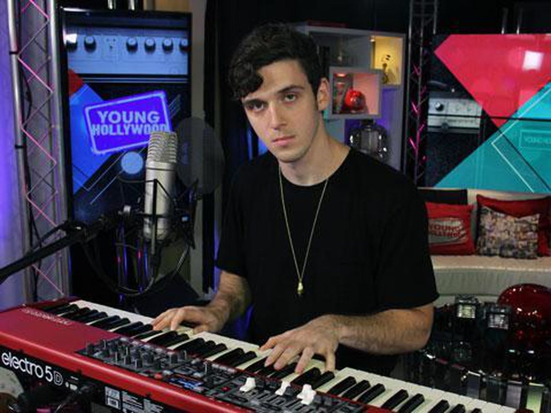 Lauv Shares How His College Romance Inspired His Hit Single